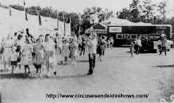 Duke of Paducah Circus midqat 1960