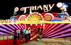 Circus Tihiany Entrance